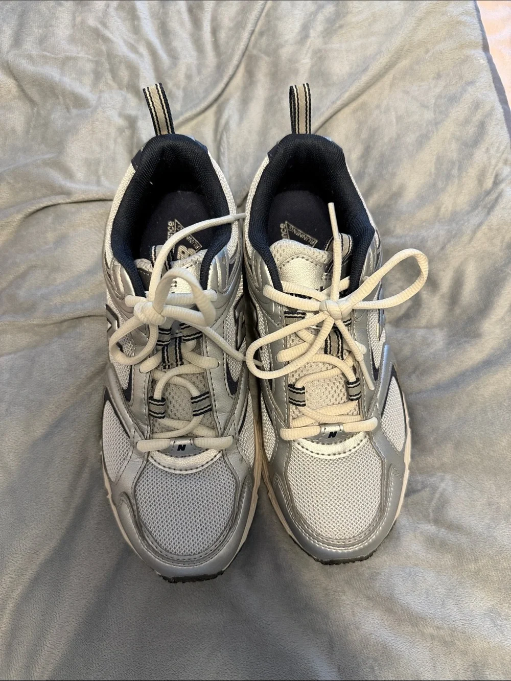 New Balance 408 Sneakers